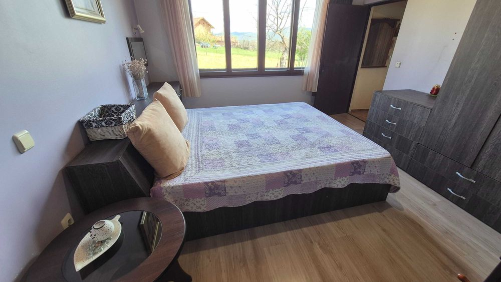 Обзаведена къща в село Александрово, Шуменско