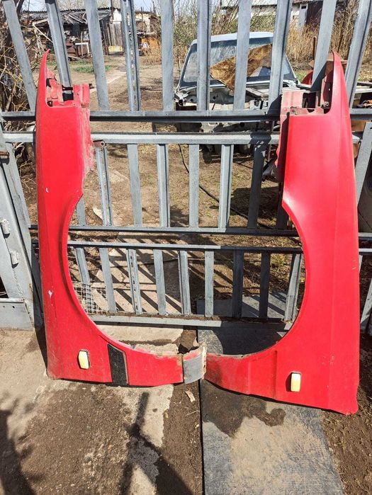 Продам запчасти на Mazda 626