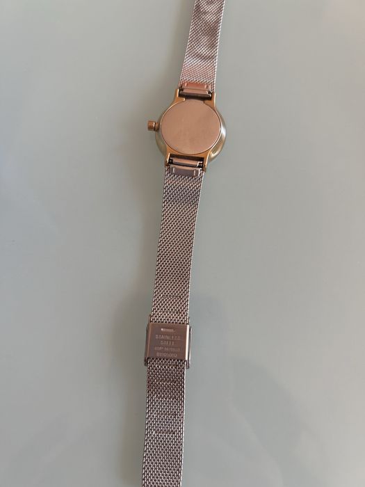 Дамски часовник с камъни Skagen