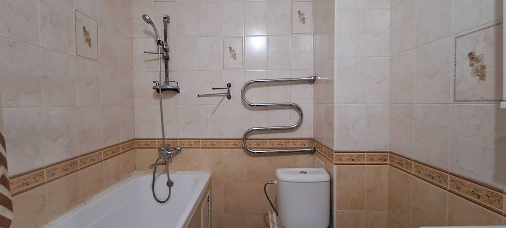 Продам дом в р-не КСК