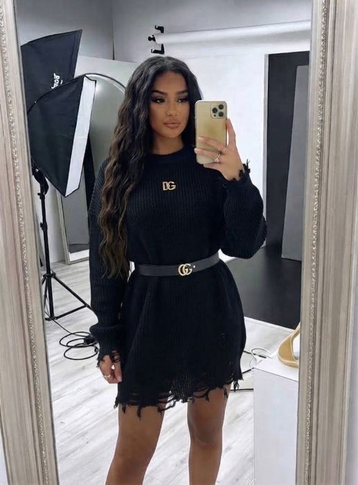 Bluza tip rochita  Marime universala  Cureaua nu este inclusa