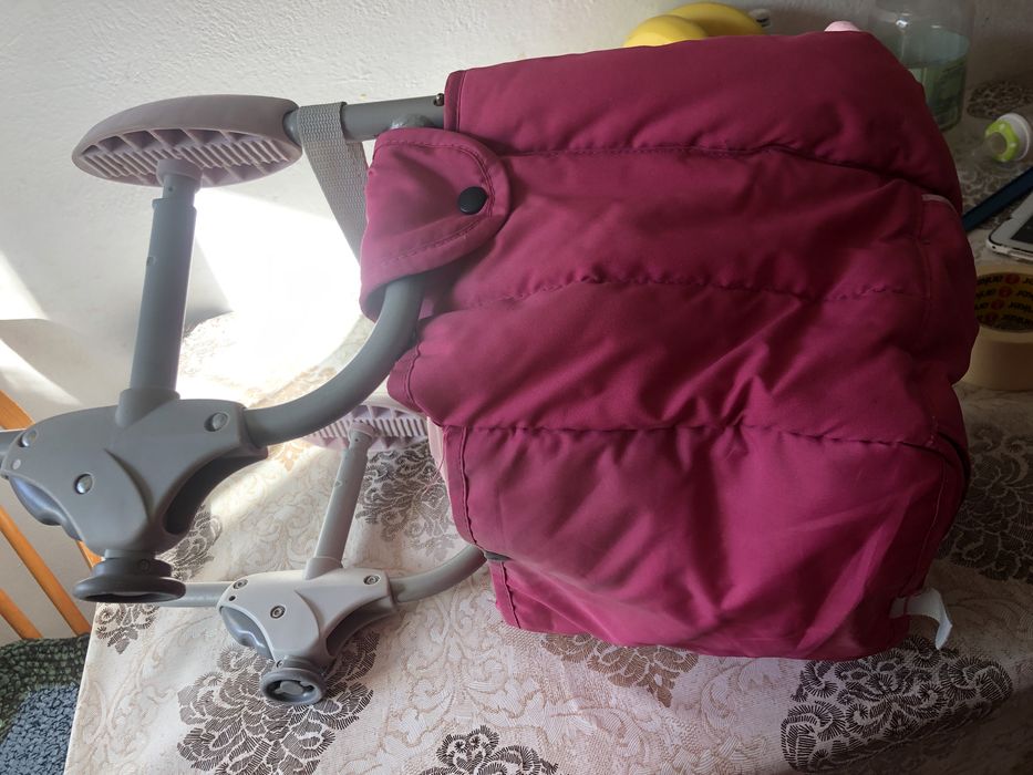 Scaun bebe pt masa chicco