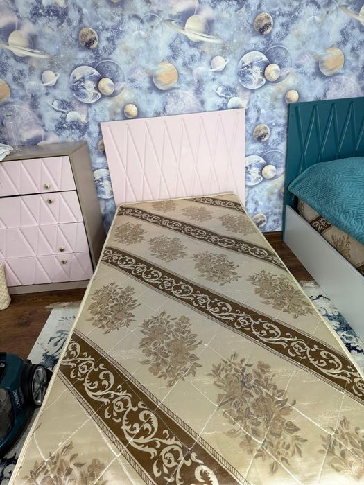 Матрас в очень хорошем состоянии