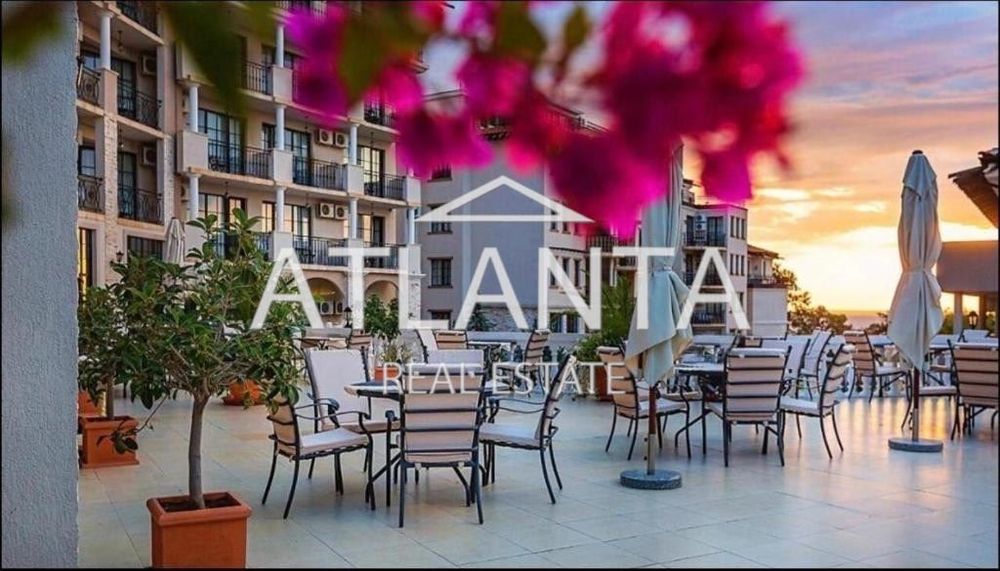 Продава се Тристаен апартамент в Обзор - 124 кв.м за 486 €/кв.м - Снимка #1