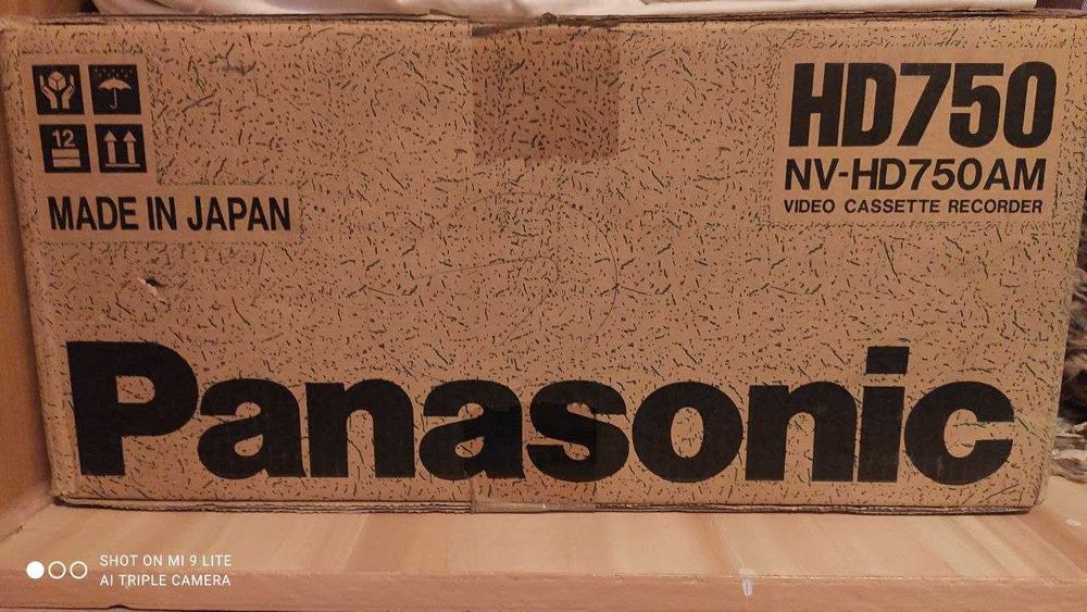 Стереo видеoмaгнитoфoн «Panasonic NV—HD750AM HI—FI»