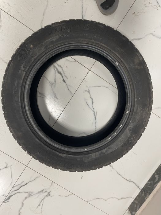 шина  205/55/16 ,