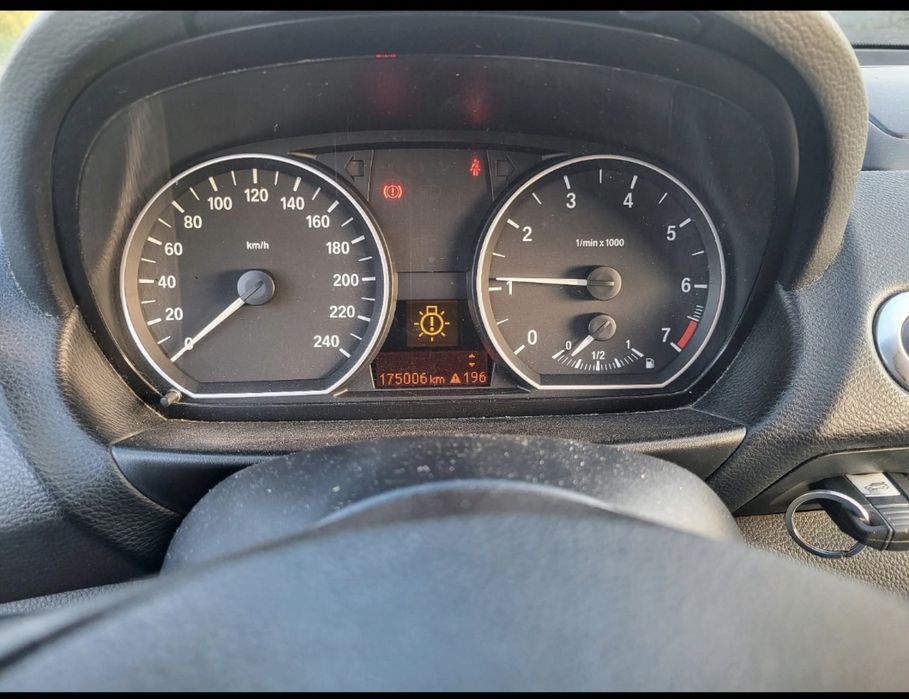 BMW 1 Series 2010 — imagine 5