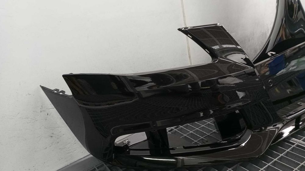 Bara & Aripa Fata Stanga Audi A4 B8 An 2007-2011 (LY9B (Negru))