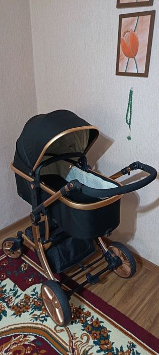 Коляска AIMILE состояние идеальное.