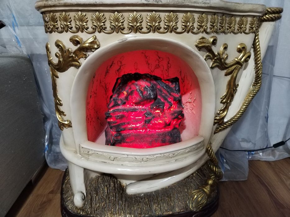 Продам красивый камин.