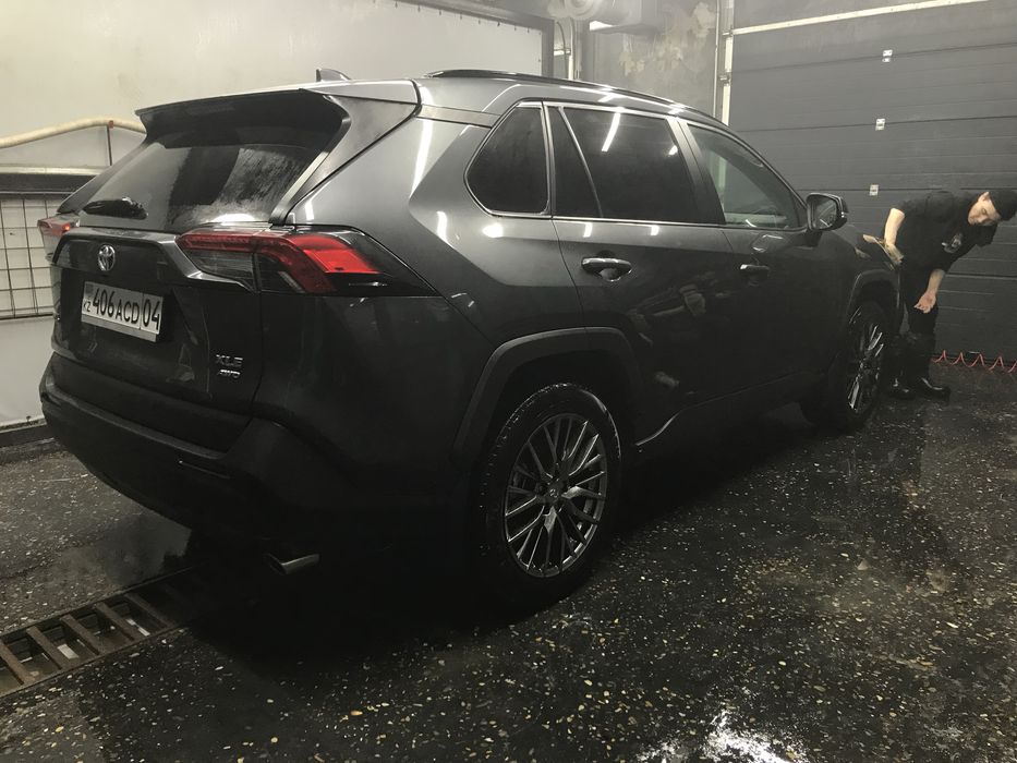 Toyota RAV4 2020,