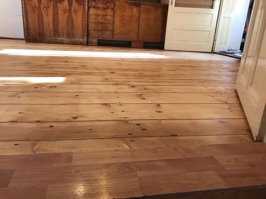 Șlefuire, chiturie și lacuire Parchet/Dușumea