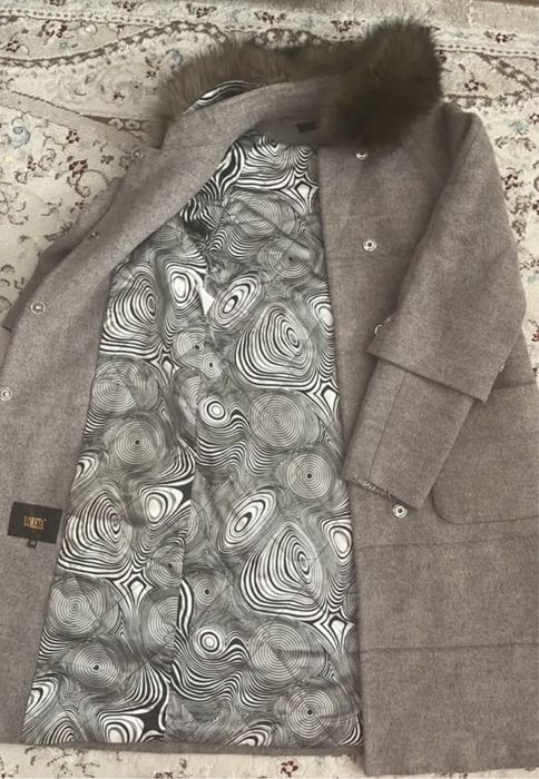 Пальто кашемир размер 36 б/у