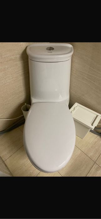 Продам итальянский унитаз