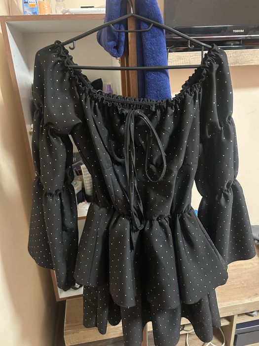 Черна къса рокля