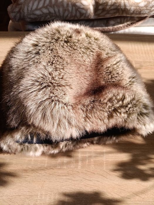 Зимна шапка за студени дни