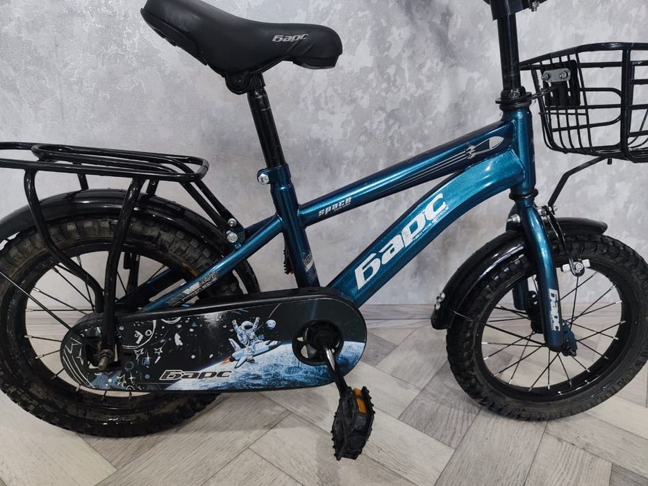 Продам велик на возраст 5-7 лет