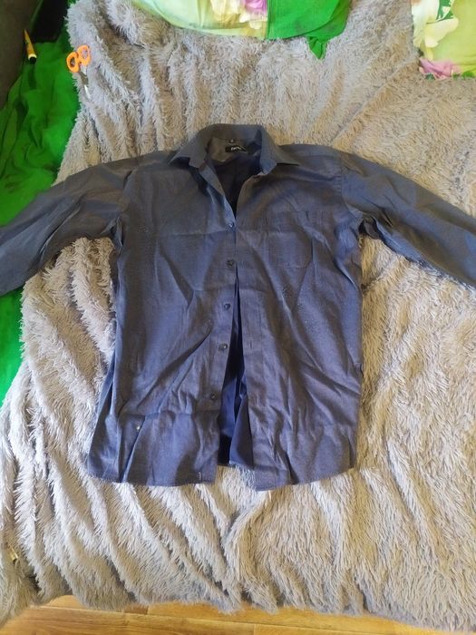 Продам рубашки можно на робу