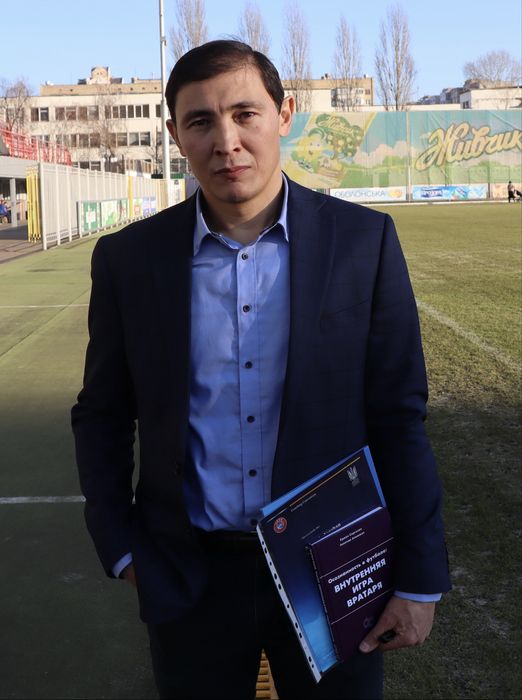 Индивидуальные  тренировки вратарей, футболистов и мп в футболе