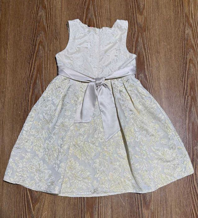 Платье детское нарядное на 7-8 лет