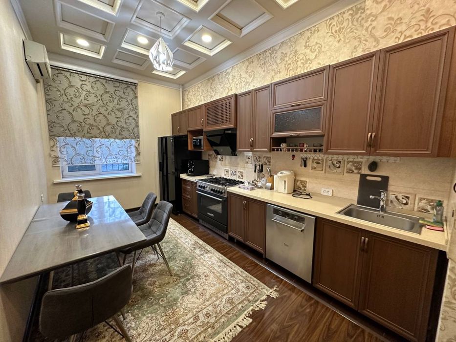 Продажа квартиры Элитный габус Мирабадском р-не ор-р Гостиница России