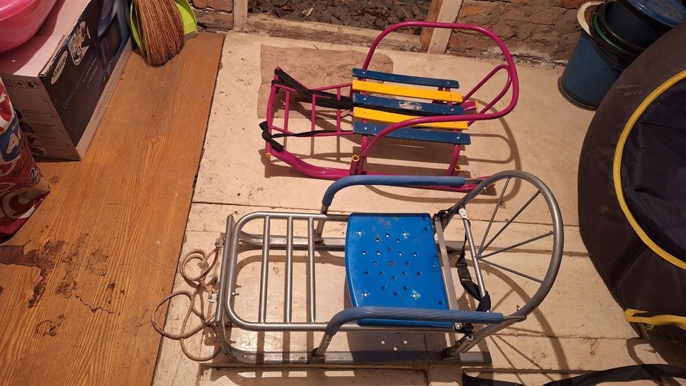 Продам санки детские