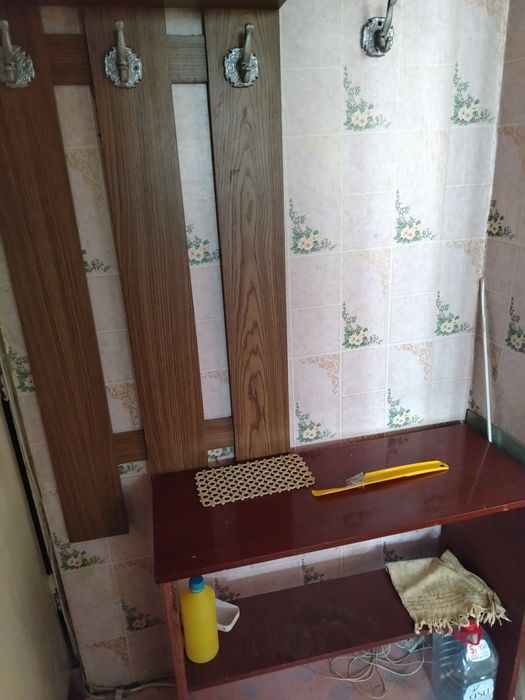 Продам матрасы корпешки и мебель