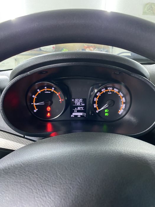 Продам машину лада гранта