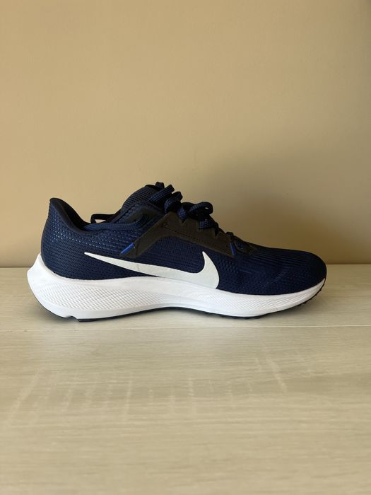 Nike pegasus 40 сини