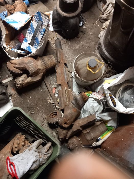 Продавам сондажни принадлежности