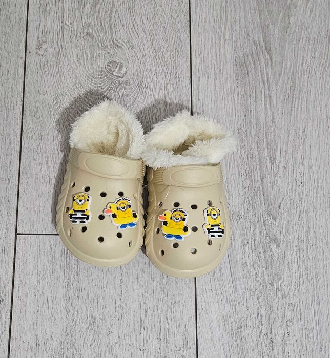 Papuci crocs imblaniti, marime 23