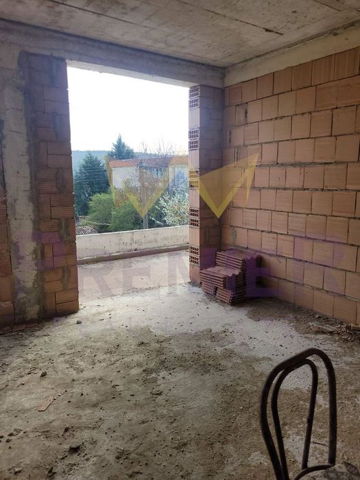 Продава се Къща в с. Юнец, Област Варна - 400 кв.м за 325 €/кв.м - Снимка #5