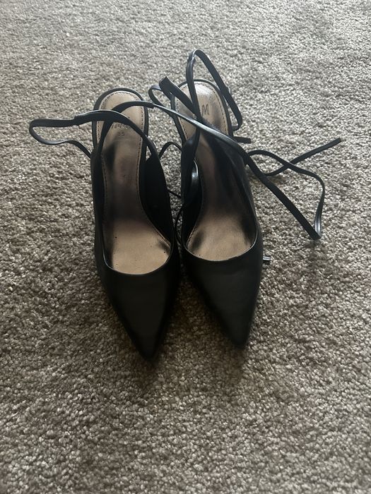 Pantofi cu sireturi hm