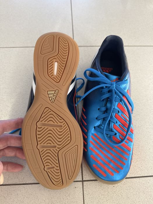 Adidas predator -НОВИ обивки за футбол за зала