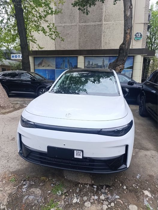 Leapmotor c16
