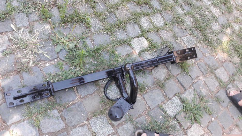 Теглич за кола 2бр.