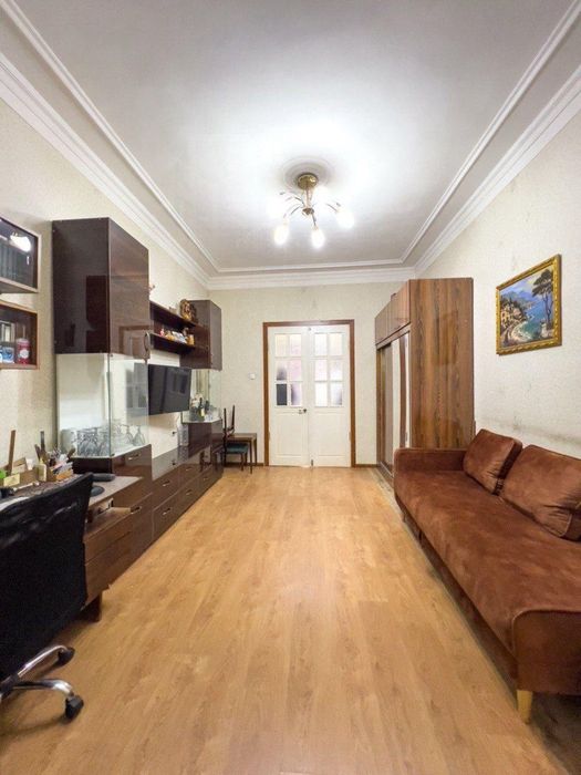 Продаётся 3х комнатная квартира 3/1/3, потолки 3.20, с ремонтом, 87 м3