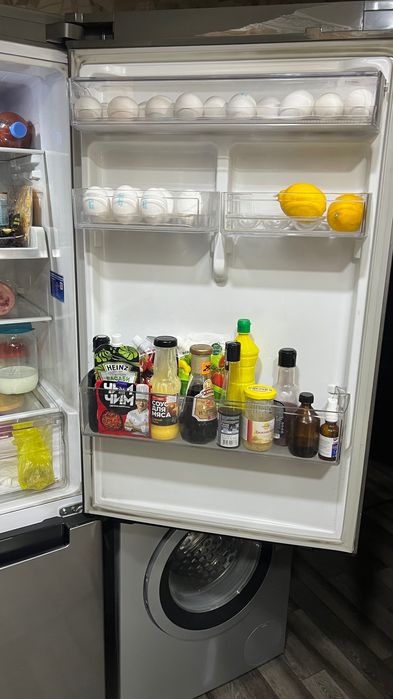 Холодильник Samsung