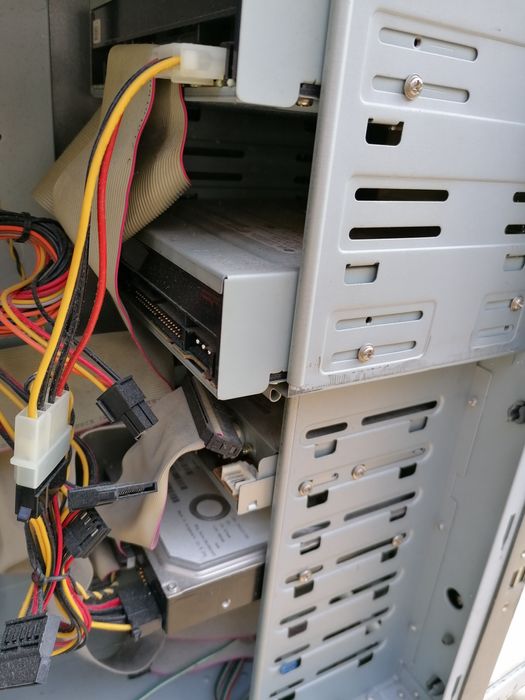 Настолен компютър пентиум 4