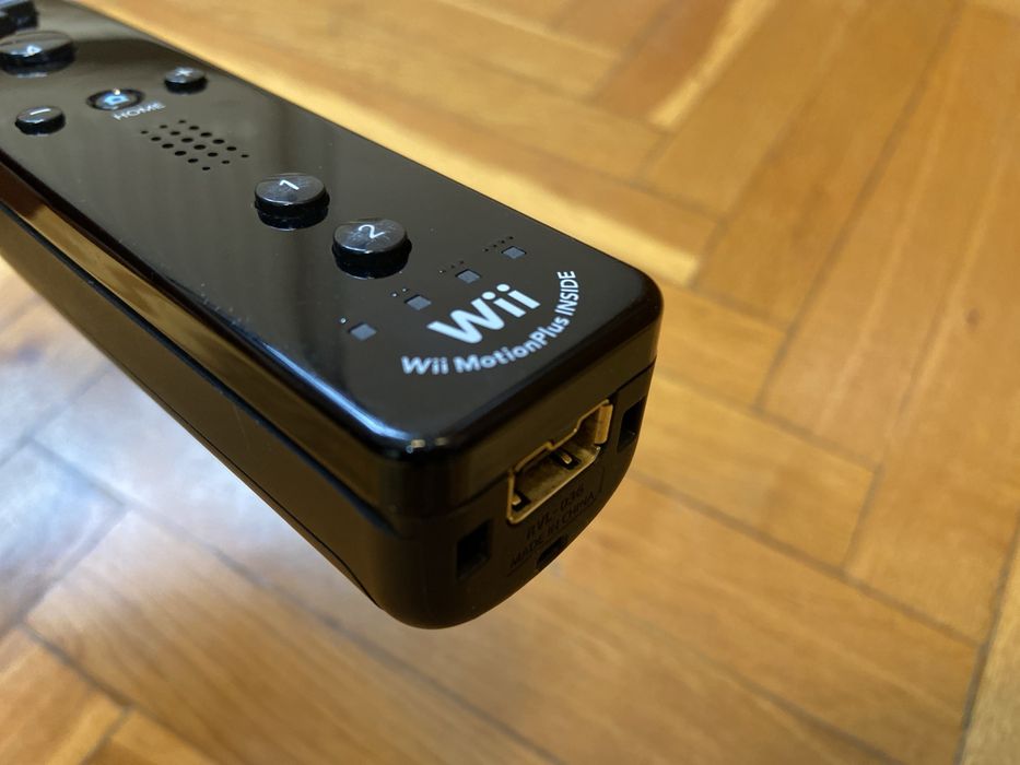 Maneta/ControlerWii,culoare Neagra,original-Nintendo,cu MotionPlus.