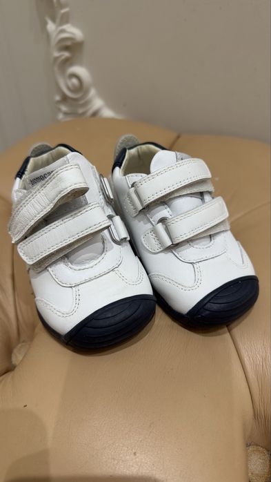 Кроссовки Biomecanics белый