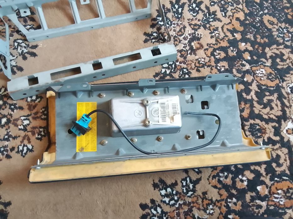 Airbag от Volkswagen Passat b4