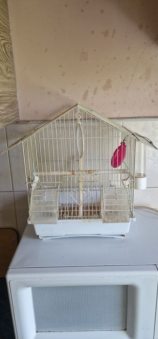 Клетка за папагали.