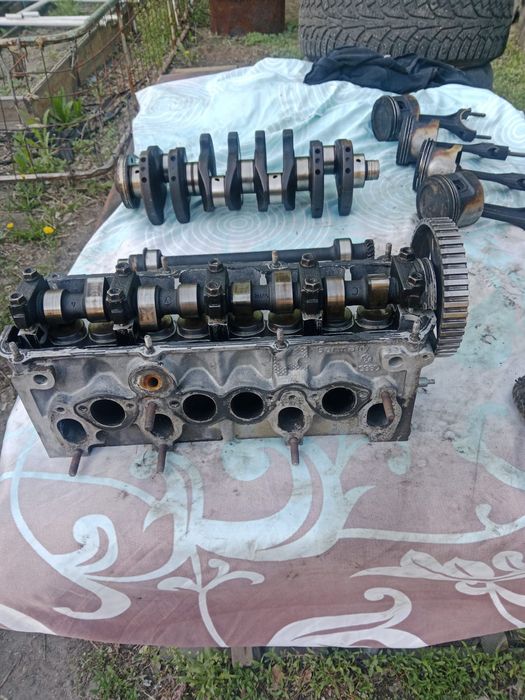 Запчасти на Audi B4.