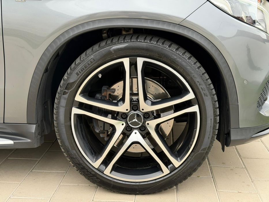 Mercedes-Benz GLE 43 AMG COUPE 390cp 2019