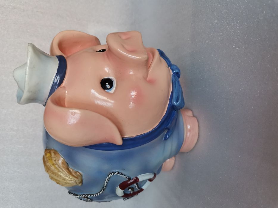 Керамична фигурка прасенце