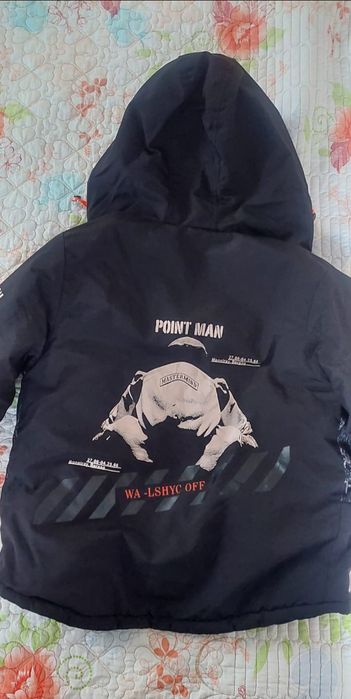 Продам куртку на мальчика