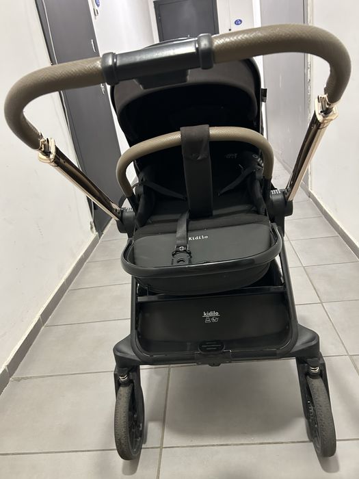 Коляска прогулочная Kidilo
