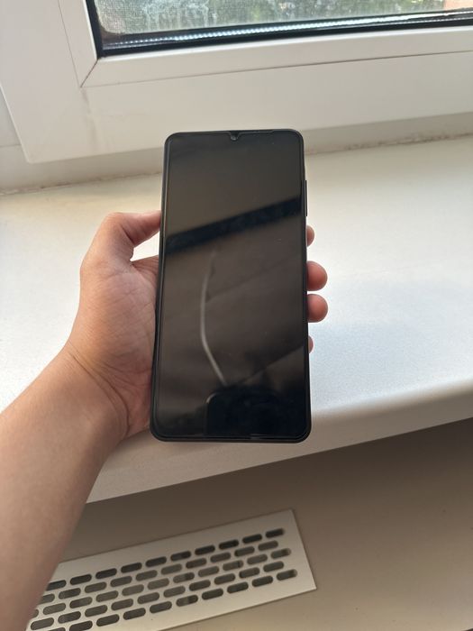 Продам телефон samsung A06