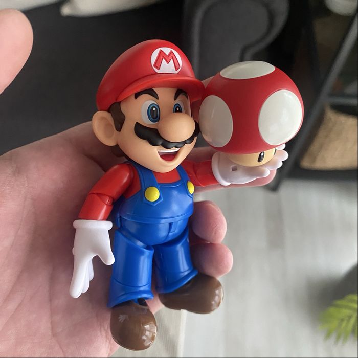 Екшън фигурка на Super Mario от S.H Figuarts, ЕДИНСТВЕНА В БЪЛГАРИЯ